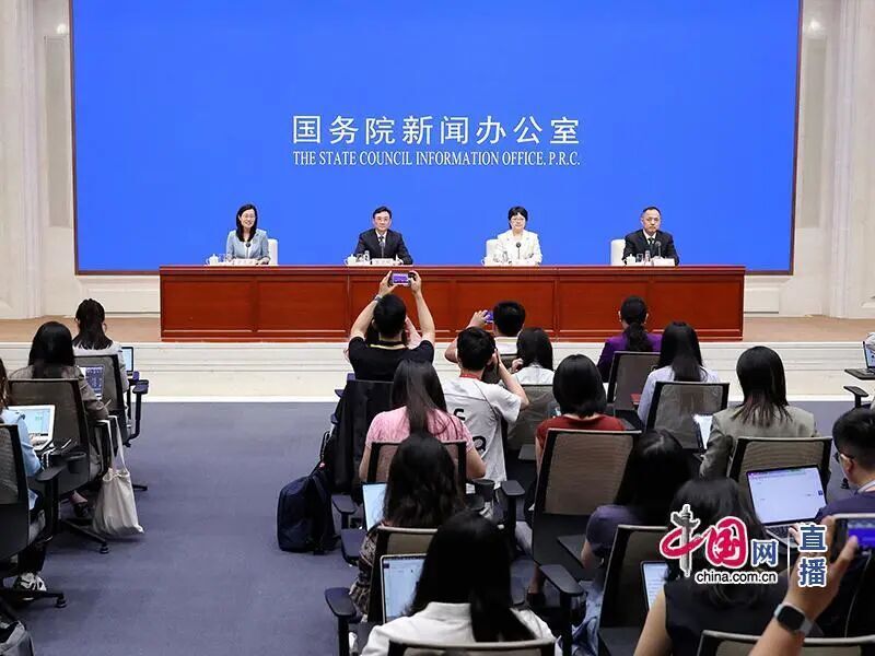 深企比亚迪重大技术创新成果获工信部点赞：兆瓦闪充全球首发